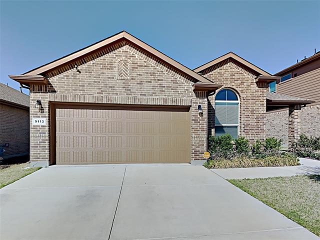 9113 Golden Hollow Ln in Fort Worth, TX - Building Photo