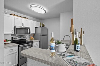 1320 N McQueen Rd, Unit A1 in Chandler, AZ - Building Photo - Building Photo