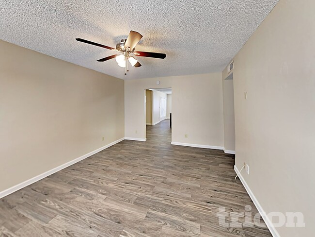 904 W Yale Dr in Tempe, AZ - Foto de edificio - Building Photo