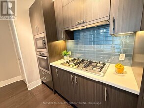 29 Queens Quay E in Toronto, ON - Building Photo - Building Photo