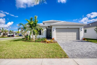 12555 SW Manatee Marsh Ter in Port St. Lucie, FL - Building Photo - Building Photo