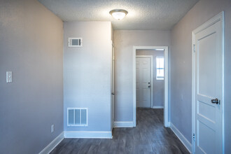 Millington Oaks Apartments in Millington, TN - Building Photo - Interior Photo