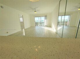 215 SE 3rd Ave in Hallandale Beach, FL - Building Photo