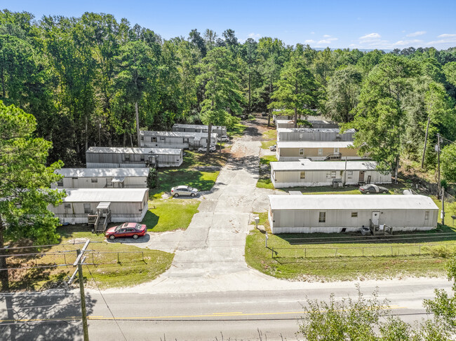 8460 Old Percival Rd in Columbia, SC - Foto de edificio - Building Photo