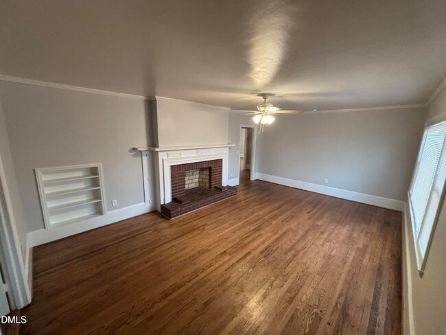 509 Erwin Rd, Unit A in Dunn, NC - Building Photo - Building Photo