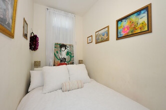 120 E 40th St in New York, NY - Building Photo - Building Photo