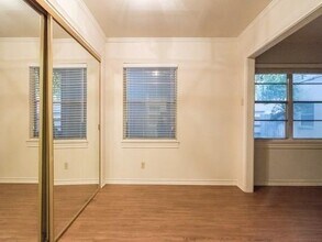 4311 Cole Ave in Dallas, TX - Building Photo - Building Photo