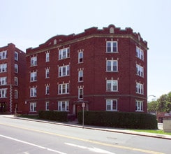 30 Belmont Ave in Springfield, MA - Foto de edificio - Building Photo