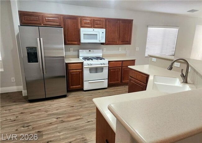 2277 Dakota Sky Ct in Henderson, NV - Building Photo - Building Photo