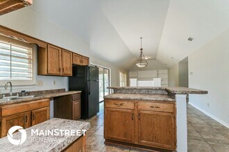 810 N Walnut Bend Rd in Memphis, TN - Building Photo - Building Photo