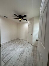 1802 N Cambridge Ave in Roswell, NM - Building Photo - Building Photo
