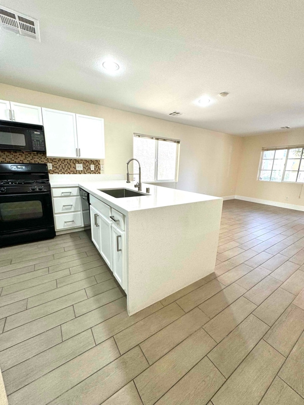 9140 Gabardine Ave in Las Vegas, NV - Building Photo - Building Photo