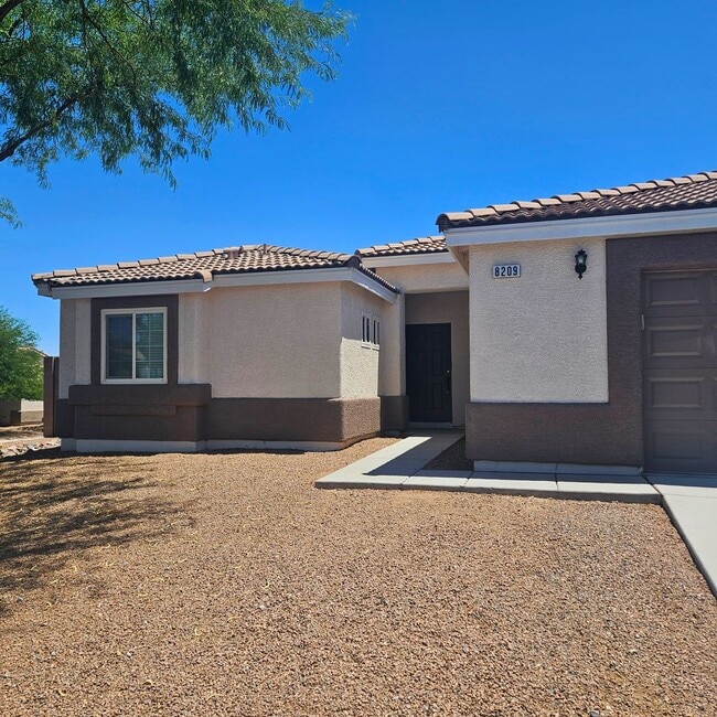 property at 8209 W Fair Falls Ln