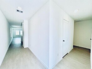 3124 Twisted Myrtle Dr in Conroe, TX - Building Photo - Building Photo