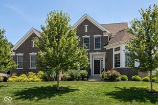 10599 Geist View Dr in McCordsville, IN - Building Photo