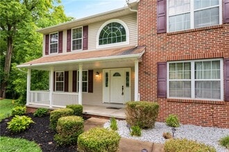4038 W Abbey Cir in Stow, OH - Building Photo - Building Photo