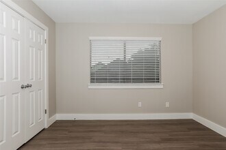 15518 4 Leaf Dr in Houston, TX - Building Photo - Building Photo