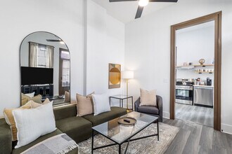 4317 Canal St in New Orleans, LA - Building Photo - Building Photo