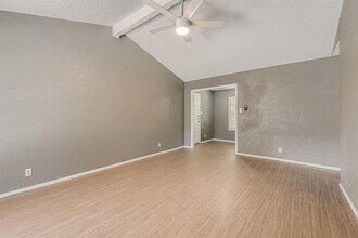 2516 Glen Springs Way in Austin, TX - Building Photo - Building Photo