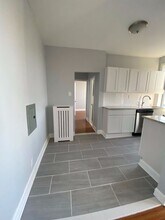 525 - Golden Crest 525 60th Street, LLC in West New York, NJ - Building Photo - Interior Photo