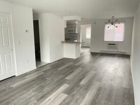 92 Autumn Chapel Way, Unit 92 in Rochester, NY - Building Photo