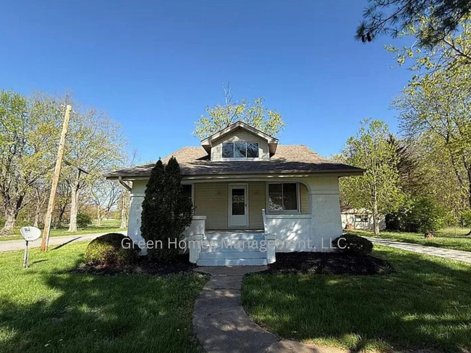 11722 Larimore Rd in St. Louis, MO - Building Photo