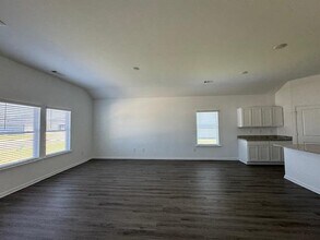 110 Monroe Ct in Byron, GA - Building Photo - Building Photo