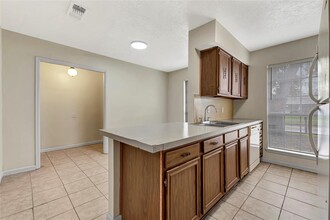 16618 Seawolf Dr in Houston, TX - Building Photo - Building Photo