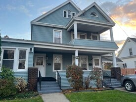 349 Mohawk Ave, Unit 1 in Scotia, NY - Building Photo