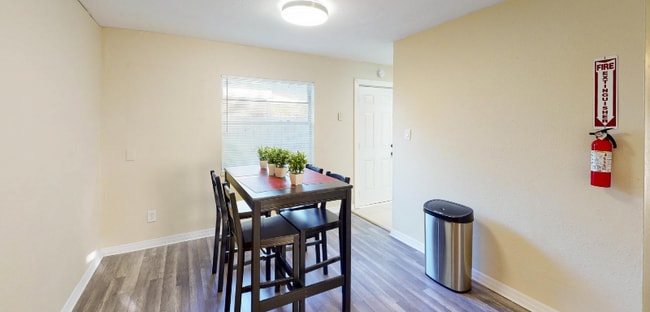 3001 E 27th Ave in Tampa, FL - Building Photo - Building Photo