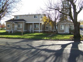 903-907 W 10th St Apartments