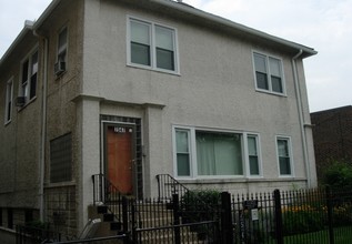 7539 N Ridge Blvd in Chicago, IL - Building Photo - Building Photo