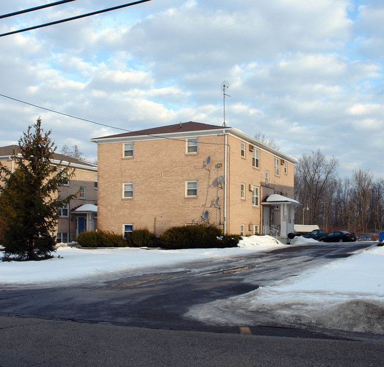 66 Washington in Youngstown, OH - Building Photo