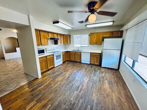 537 N Red Rock St in Gilbert, AZ - Building Photo - Building Photo