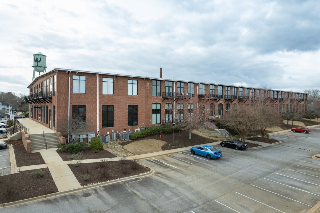 Bldg 1 in Simpsonville, SC - Building Photo