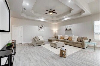 1418 Edgemont Ave in Dallas, TX - Building Photo - Building Photo