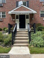 512 Stidman Dr in Springfield, PA - Building Photo