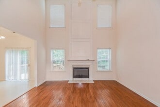 3808 Toyon Dr in Raleigh, NC - Foto de edificio - Building Photo