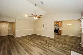 7785 Hana Ct in Jonesboro, GA - Building Photo - Building Photo