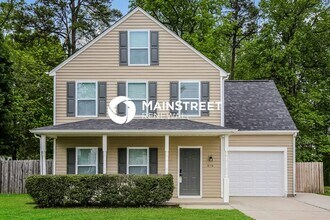 816 Nestleway Dr in Greensboro, NC - Building Photo - Building Photo