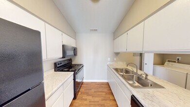 Elston Point in Lafayette, IN - Building Photo - Building Photo