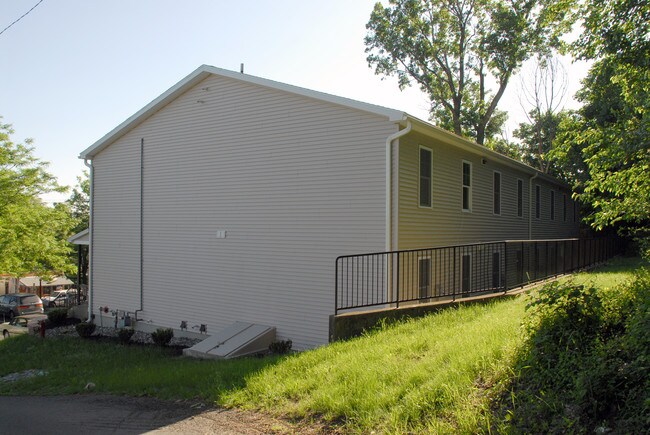 1136 E 4th St in Bethlehem, PA - Foto de edificio - Building Photo