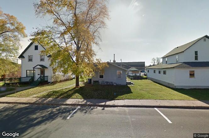 315 Elm St, Unit B in Spooner, WI - Building Photo