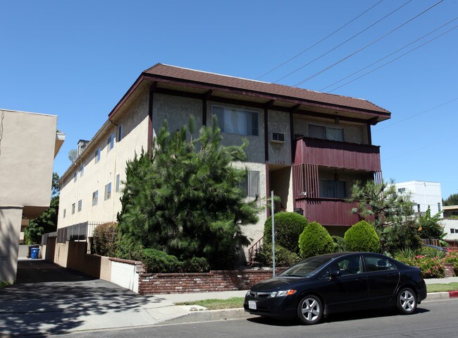 1703 Stoner Ave in Los Angeles, CA - Building Photo - Building Photo