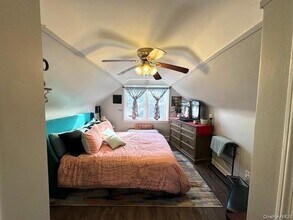 244 E Hudson St, Unit Upper in Long Beach, NY - Foto de edificio - Building Photo