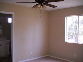 10234 S Sandstone Dr in Miracle Valley, AZ - Building Photo - Building Photo