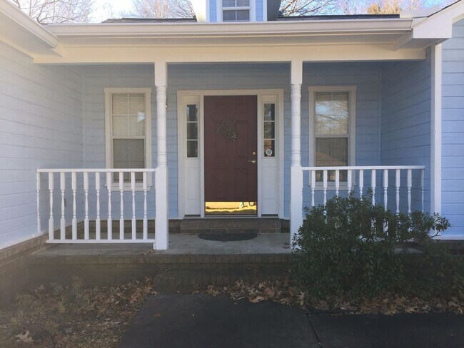 2315 E Kantz Ln in Fayetteville, AR - Foto de edificio - Building Photo