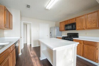 5203 Wolverton Ct in Garland, TX - Building Photo - Building Photo