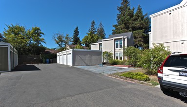 1730 Mission Blvd in Santa Rosa, CA - Building Photo - Building Photo