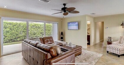 2625 SE 5th St in Pompano Beach, FL - Foto de edificio - Building Photo